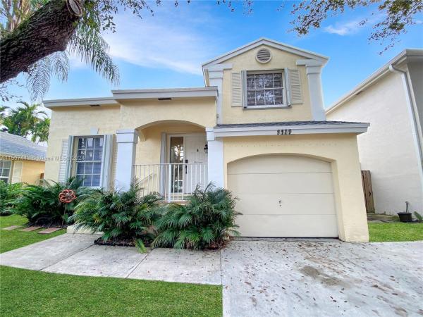 Amaretto, 9839 SW 118th Ave, Kendall, Florida 33186, image 1