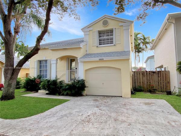 Amaretto, 9839 SW 118th Ave, Kendall, Florida 33186, image 3