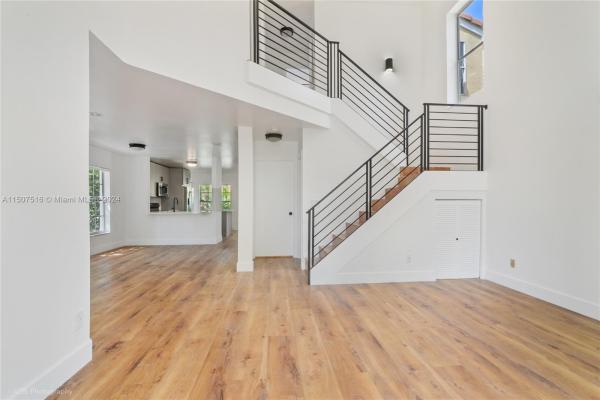 Emerald Isle, 973 Azure Ln, Weston, Florida 33326, image 2
