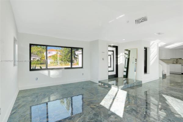 Kenland Homes, 12360 SW 95th Ter, The Crossings, Florida 33186, image 3