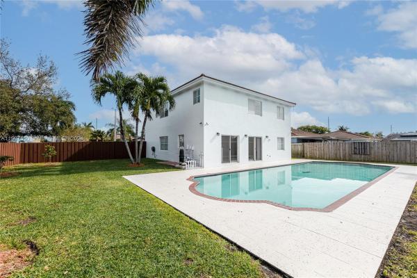 Mangus, 24602 SW 112th Ct, Princeton, Florida 33032, image 3