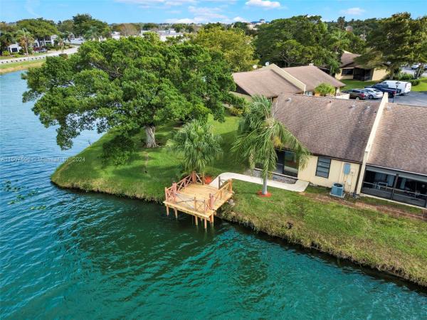 Woodlake Isles, 645 Banks Rd, Margate, Florida 33063, image 1