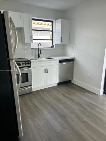 Coravo, 2611 SW 107 Ave #, University Park, Florida 33165, image 3