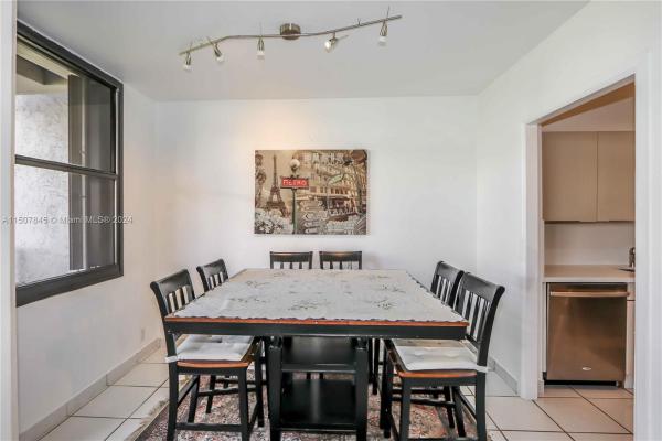 Botanica At Key Colony, 141 Crandon Blvd #333, Key Biscayne, Florida 33149, image 3