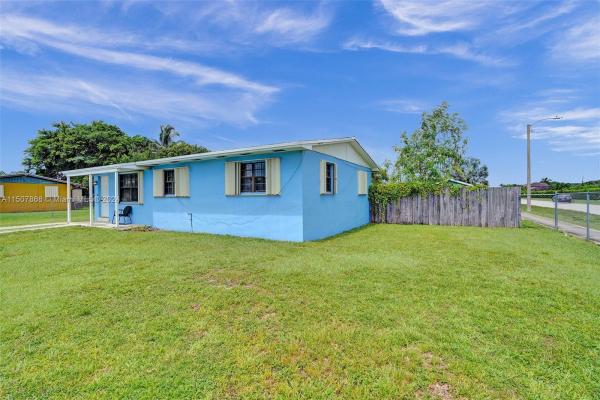 Tallamoody Manor, 26404 SW 134th Ave, Princeton, Florida 33032, image 3