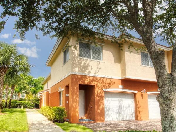 Villas Of Palomino, 3335 Palomino Dr #322-3, Davie, Florida 33024, image 1