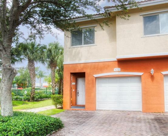 Villas Of Palomino, 3335 Palomino Dr #322-3, Davie, Florida 33024, image 2