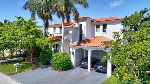 Tropical Isle Homes, 270 Ridgewood Rd, Key Biscayne, Florida 33149, image 1