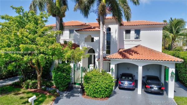 Tropical Isle Homes, 270 Ridgewood Rd, Key Biscayne, Florida 33149, image 3