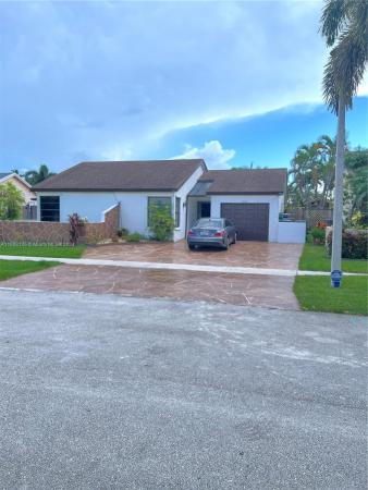 Bonaventure Lakes, 16663 Redwood Way, Weston, Florida 33326, image 1