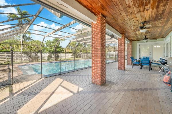 Robin's Run West, 14620 SW 148th Ct, Country Walk, Florida 33196, image 3