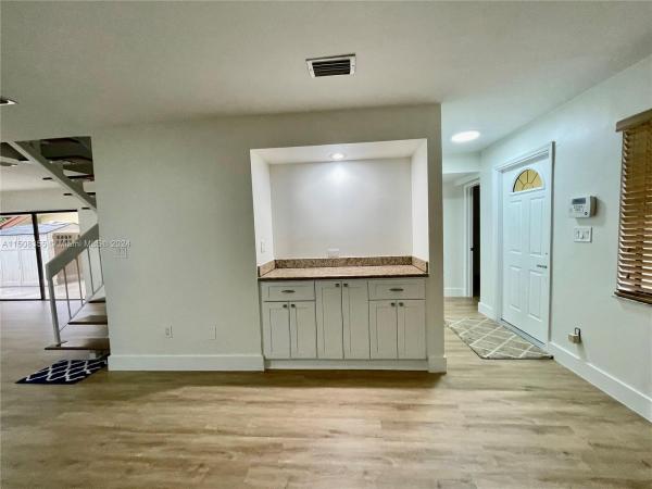 Bilbao Estates, 9028 N Grand Canal Dr, Fountainebleau, Florida 33174, image 3
