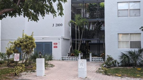 Somerset, 2800 Somerset Dr #416J, Lauderdale Lakes, Florida 33311, image 1