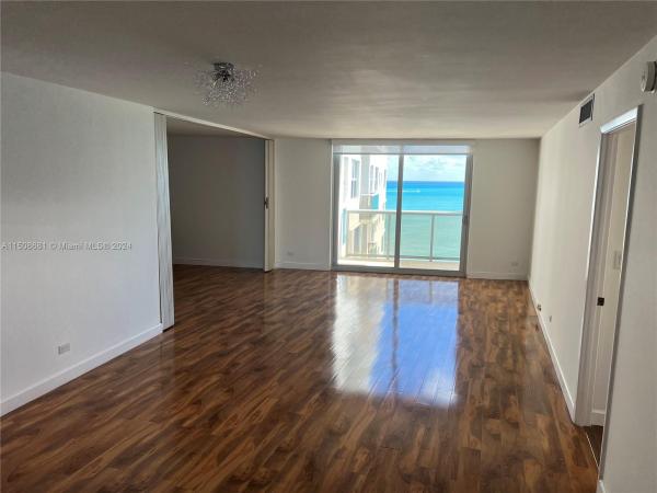Maison Grande, 6039 Collins Ave #1727, Miami Beach, Florida 33140, image 3
