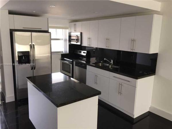 Lincoln West Towers, 1331 Lincoln Rd #502, Miami Beach, Florida 33139, image 3