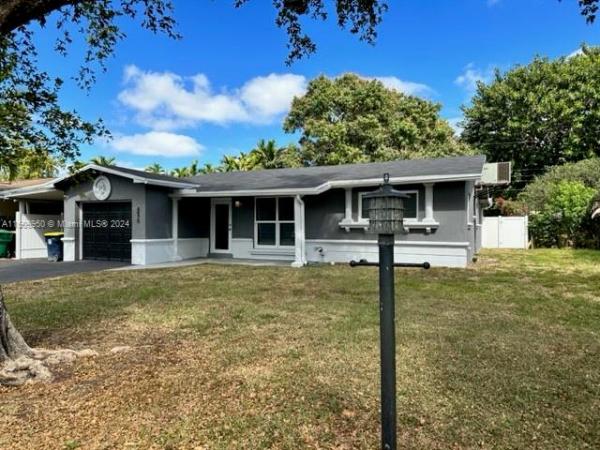 Parkview Manor, Dania Beach, Florida 33312, image 1