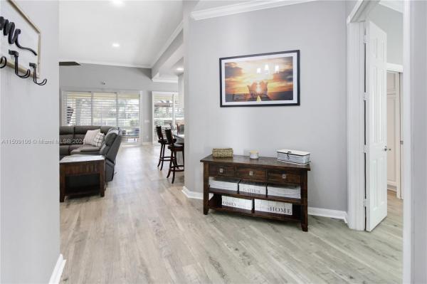 VillageWalk Of Wellington, 8026 Laborie Ln, Wellington, Florida 33414, image 3
