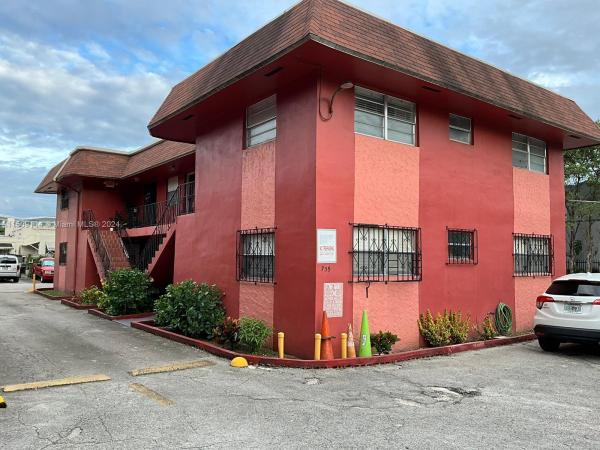 Windsor Estates, 735 nw 13th Ave #2, Miami, Florida 33125, image 2