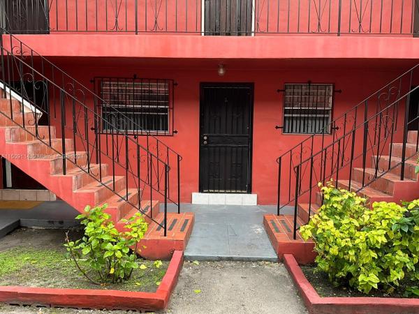 Windsor Estates, 735 nw 13th Ave #2, Miami, Florida 33125, image 3