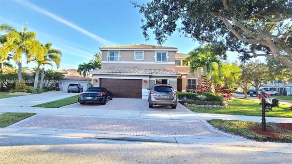 Falcon Ridge, 3828 Eagle Ct, Weston, Florida 33331, image 1