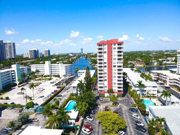 The Clifton, 3161 S Ocean Dr #1608, Hallandale Beach, Florida 33009, image 2