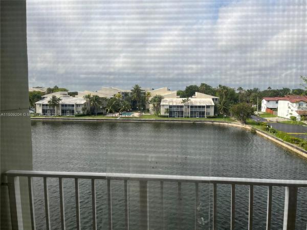 Saga Bay Gardens, 8260 SW 210th St #320, Cutler Bay, Florida 33189, image 1