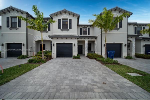 Viewpoint At Vista Lago, 437 NW 204th St, Miami Gardens, Florida 33169, image 1