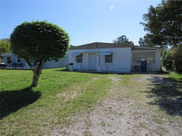 Fulford By The Sea, 1682 NE 182nd St, North Miami Beach, Florida 33162, image 2