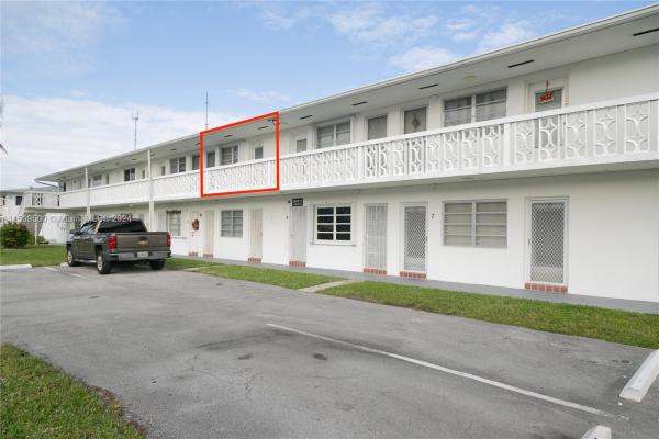 Romont Gardens Andover, 51 NE 204th St #19, Miami Gardens, Florida 33179, image 2