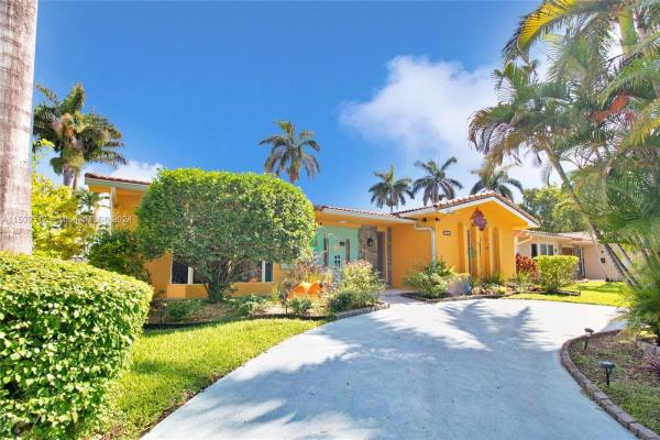 Hollywood Homesites High School, 1407 Coolidge St, Hollywood, Florida 33020, image 2