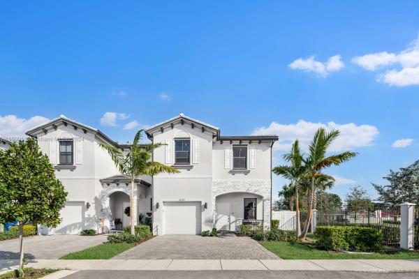 Viewpoint At Vista Lago, 20301 NW 4th Ct #20301, Miami Gardens, Florida 33169, image 1