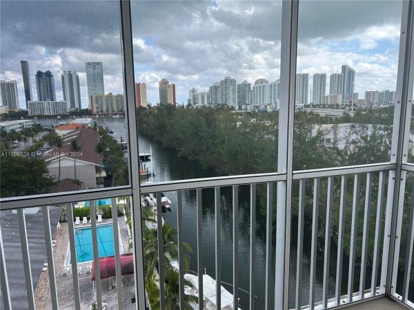 Eastern Shores White House, 3660 NE 166 St #801, North Miami Beach, Florida 33160, image 2