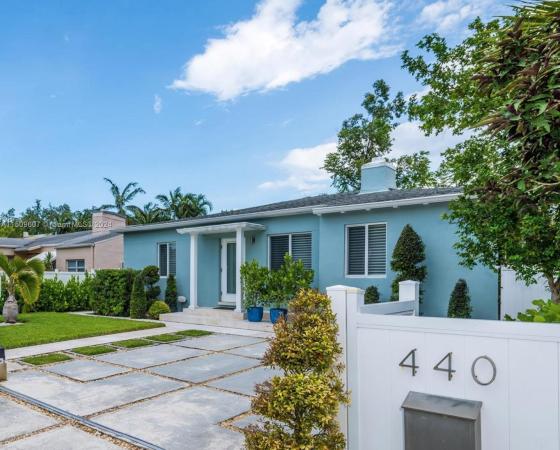 Federal Way, 440 NE 73rd St, Miami, Florida 33138, image 1