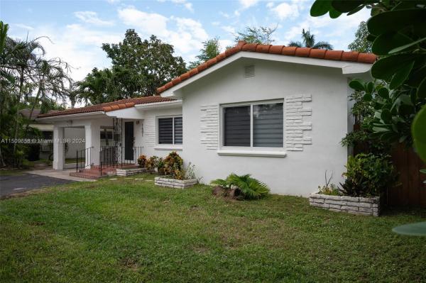 1601 NE 110th St, Unincorporated Dade County, Florida 33161, image 2