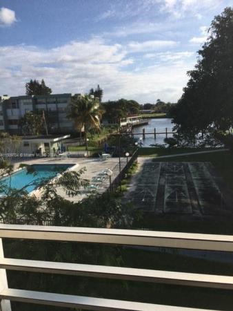 Watergate, 2781 Taft St #306, Hollywood, Florida 33020, image 3