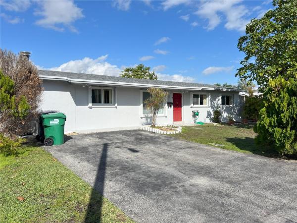 Heftler Homes, 10311 SW 52nd Ter, Kendall, Florida 33165, image 1