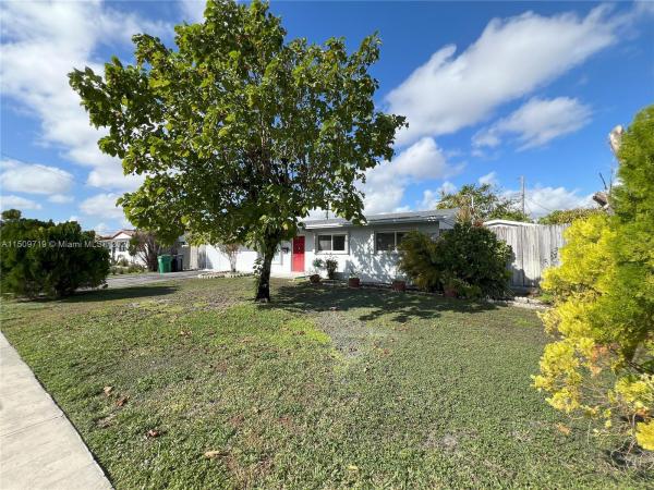 Heftler Homes, 10311 SW 52nd Ter, Kendall, Florida 33165, image 3