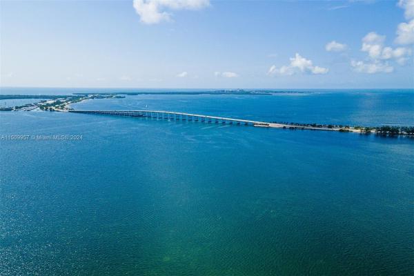 Villa Regina, 1581 SE Brickell Ave #2301, Miami, Florida 33129, image 2