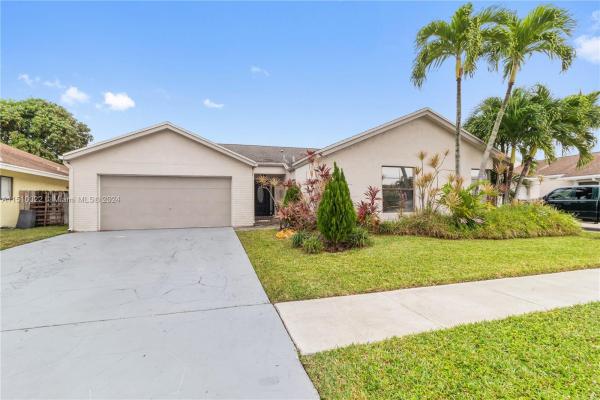 Country Landing 3 At Loggers Run, 11839 Woodtones Ln, Boca Raton, Florida 33428, image 2