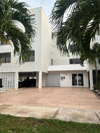 Cristal Shores, 3702 NE 171 St #14, North Miami Beach, Florida 33160, image 3