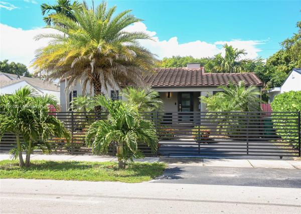 New Silver Crest, 2436 SW 11th St, Miami, Florida 33135, image 2