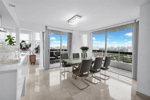Mystic Pointe Tower 500, 3530 Mystic Pointe Dr #2206, Aventura, Florida 33180, image 3