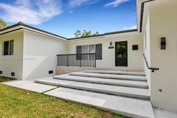 Coconut Grove, 306 Fluvia Ave, Coral Gables, Florida 33134, image 3