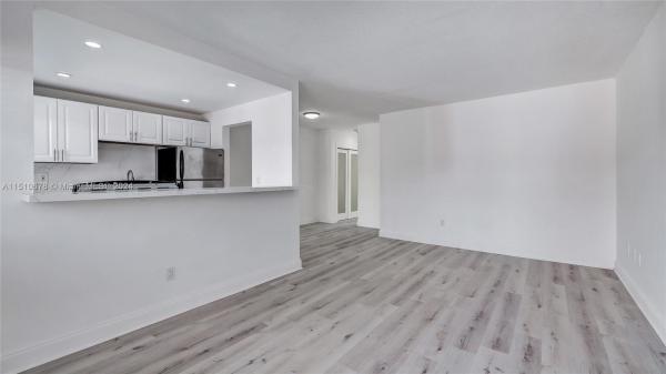 East Breeze, 1234 Euclid Ave #8, Miami Beach, Florida 33139, image 1