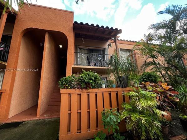 Cypress Village, 7101 Miami Lakes Dr #Q22, Miami Lakes, Florida 33014, image 1