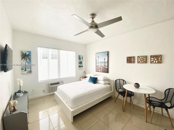 Ocean Villas, 3710 Collins Ave #N-208, Miami Beach, Florida 33140, image 1