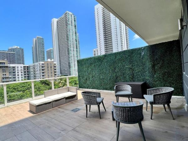 26 Edgewater, 321 NE 26th St #502, Miami, Florida 33137, image 2