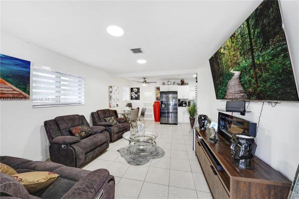 Randall Park, 12525 NW 18th Ct, Westview, Florida 33167, image 2