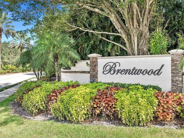 Brentwood Of Boca, 19968 Rima Cir, Boca Raton, Florida 33434, image 3