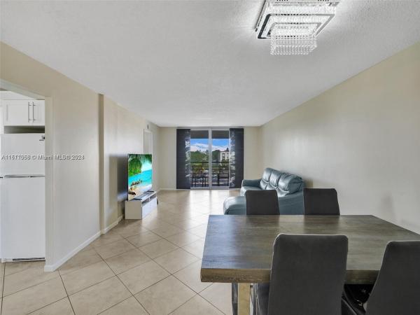 Danians South, 501 E Dania Beach Blvd #5-4A, Dania Beach, Florida 33004, image 1